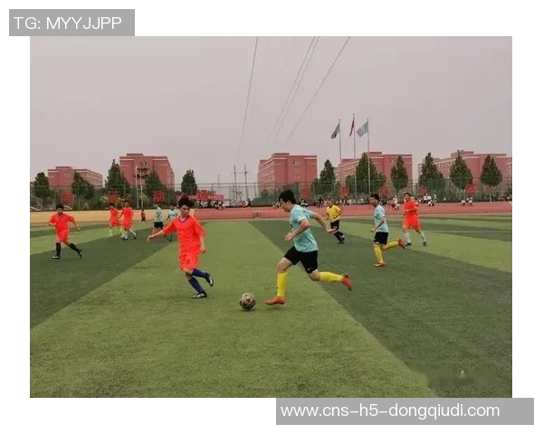 青岛黄海足球俱乐部奋勇争先努力拼搏书写新的辉煌篇章